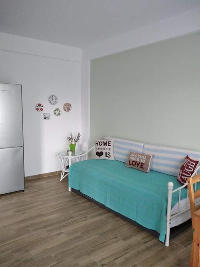 Iris Apartments Vlorë Exteriör bild